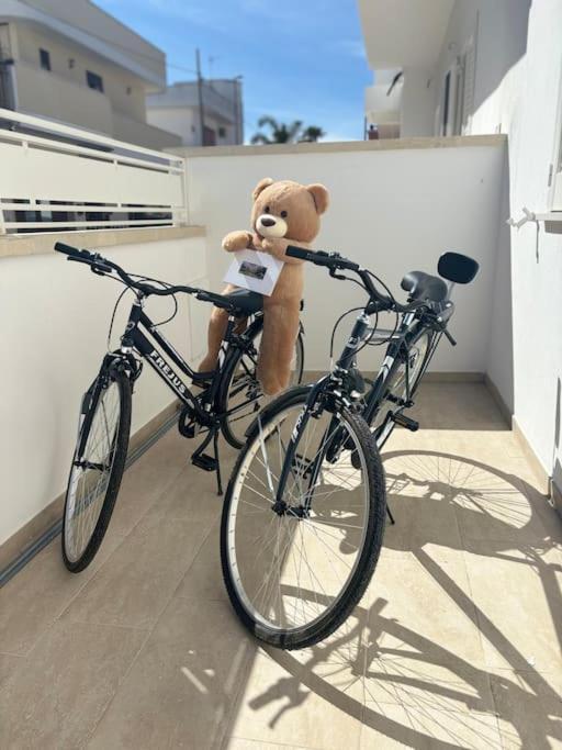 Teddy'S Home Luminoso Accogliente E Moderno Racale Luaran gambar